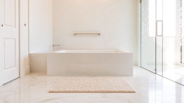 Top conseils pour sélectionner un tapis de baignoire antidérapant